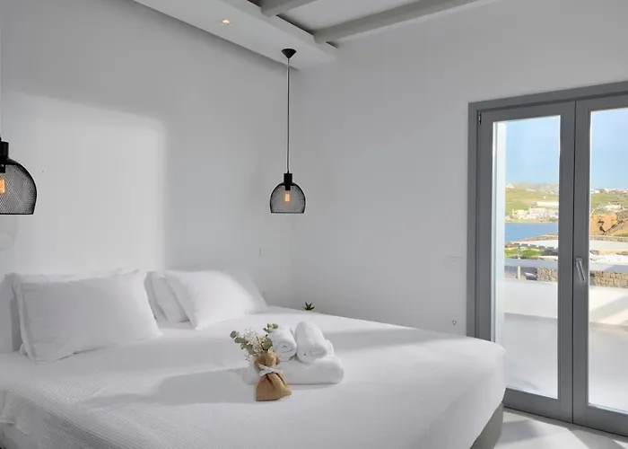 Sapphire 6bed With Pool And Hot Tub In Villa Ornos (Mykonos)