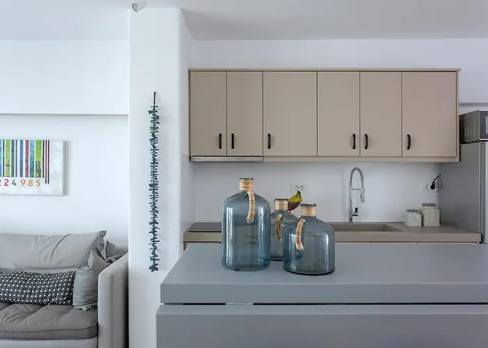 Sapphire 6bed With Pool And Hot Tub In Villa